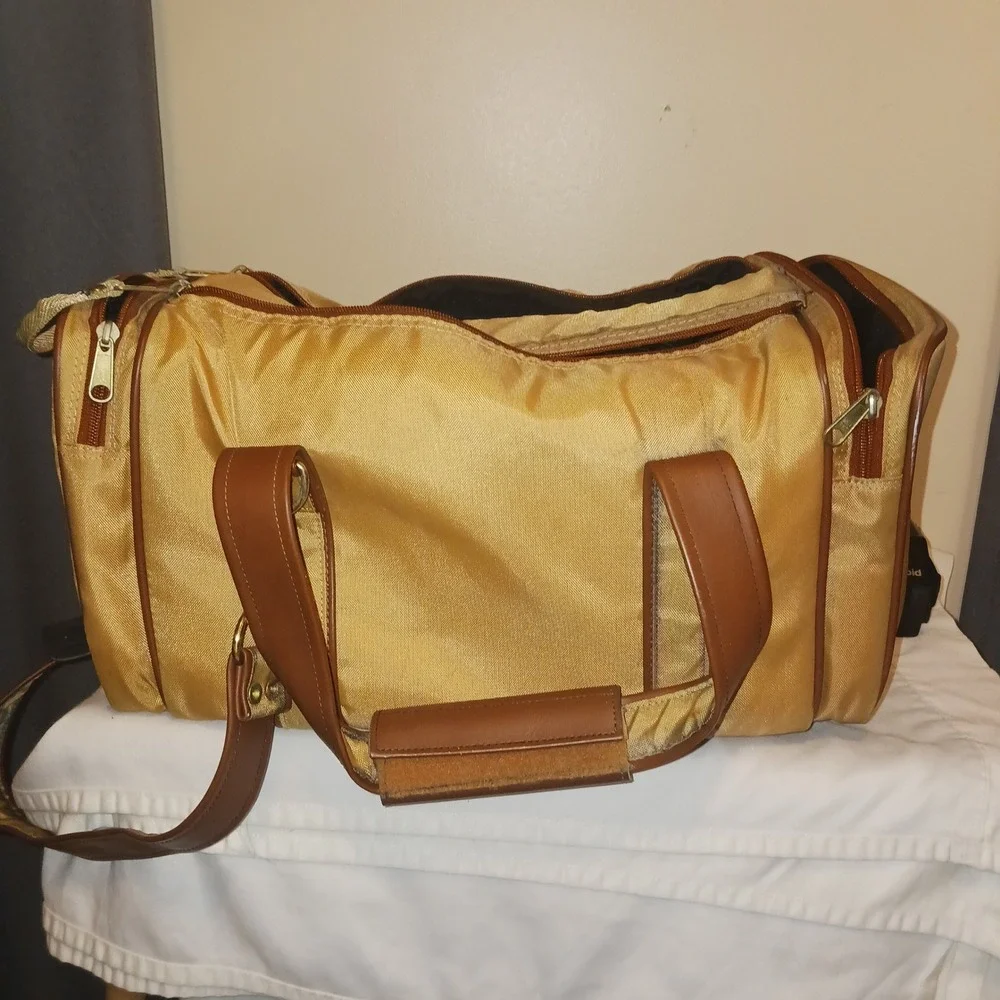 Unbranded vintage gold